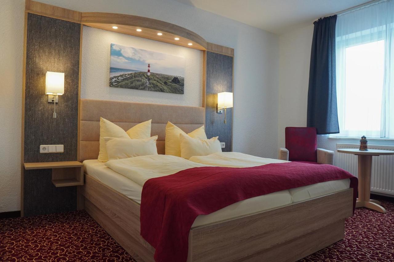 Aara Hotel 3*