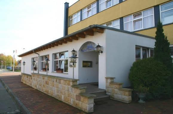 Aara Hotel 3*